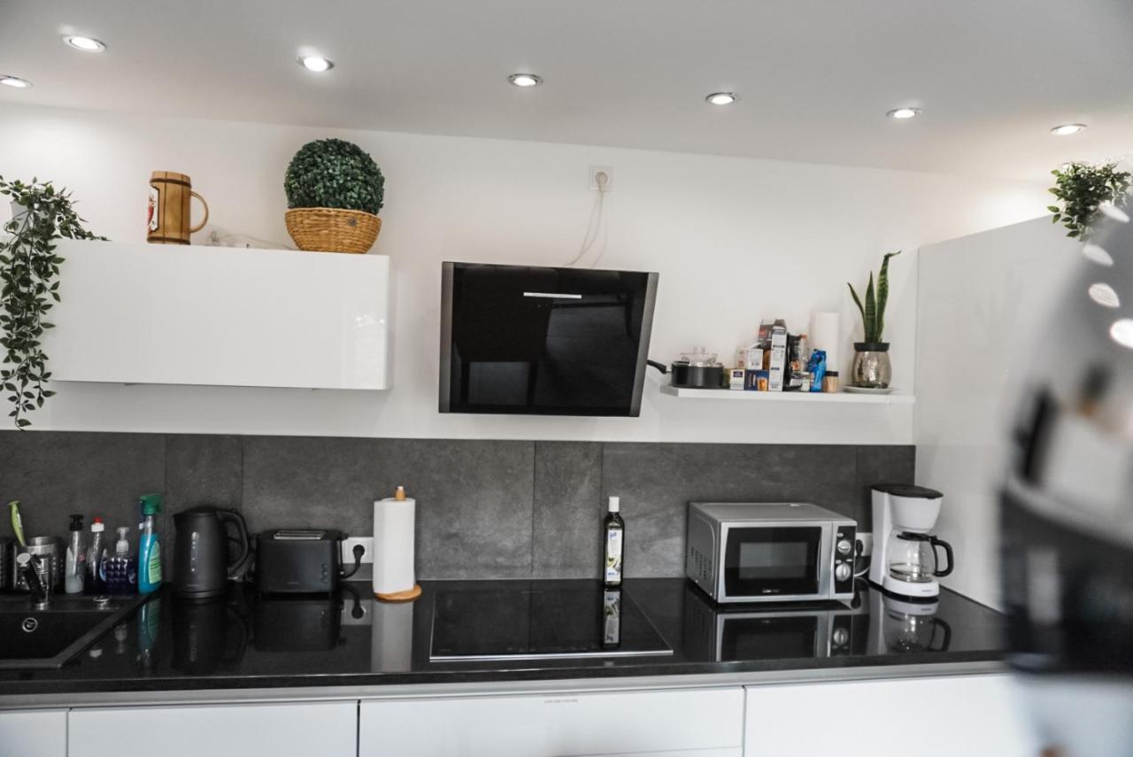 Neu Gebautes Apartment Mit Sonnenterasse In Der Naehe Vom Siebengebirge & Bonn 코니그스빈터 외부 사진