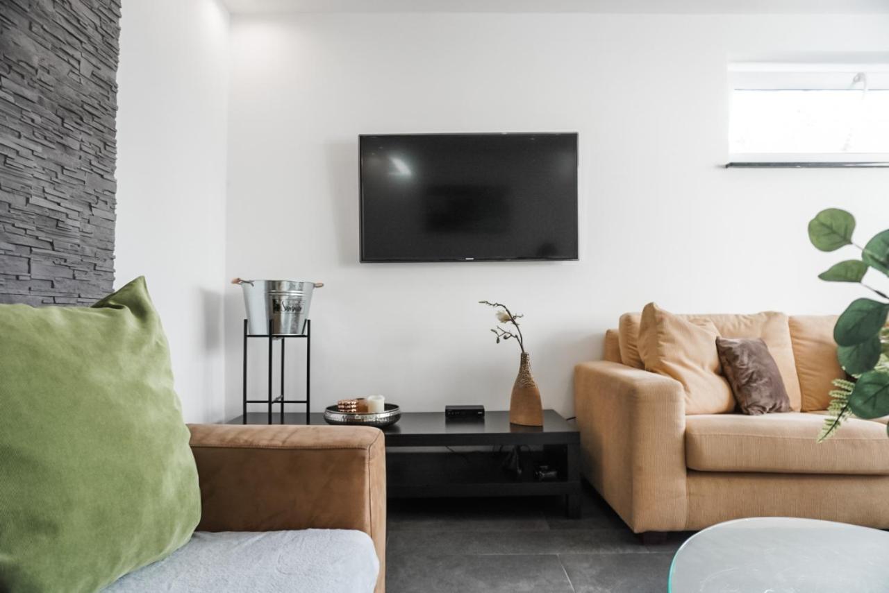 Neu Gebautes Apartment Mit Sonnenterasse In Der Naehe Vom Siebengebirge & Bonn 코니그스빈터 외부 사진