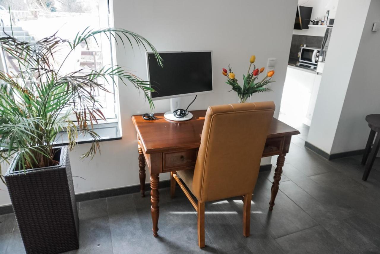 Neu Gebautes Apartment Mit Sonnenterasse In Der Naehe Vom Siebengebirge & Bonn 코니그스빈터 외부 사진